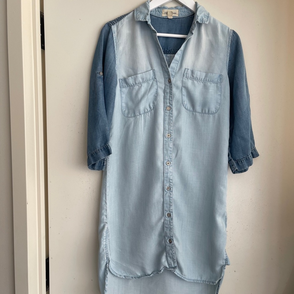 CLOTH & STONE Two Tone Chambray Dress